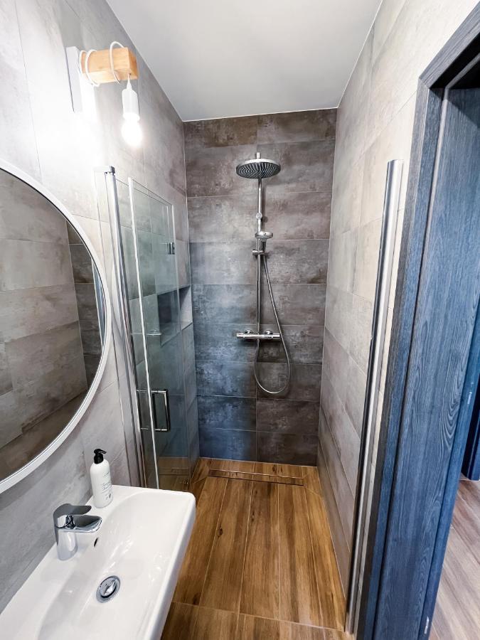 Pod Czworka Otel Rewa Dış mekan fotoğraf
