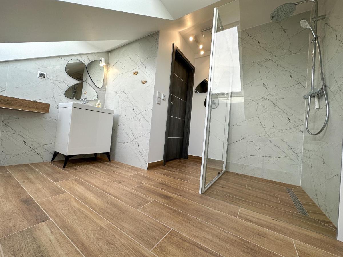 Pod Czworka Otel Rewa Dış mekan fotoğraf
